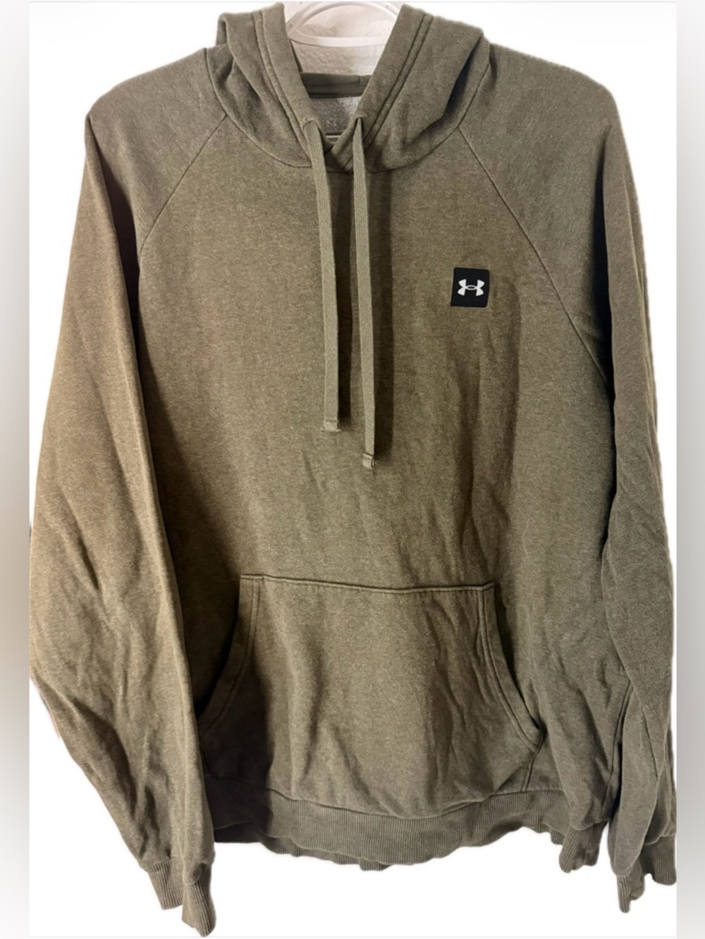 Under Armour Olive Green Men's Pullover Hoodie with Small Logo Patch